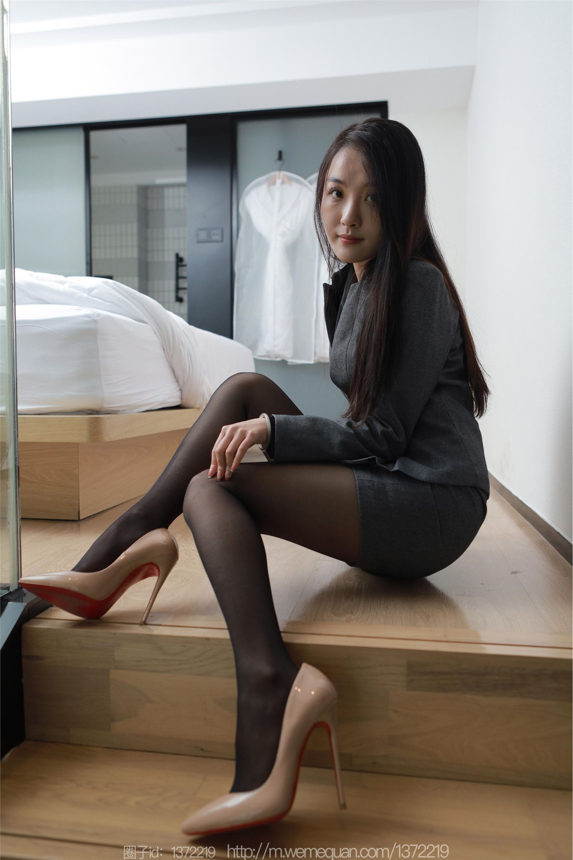 IESS异思趣向  2023.02.06 丝享家 1353 婉萍《酒店管理员》